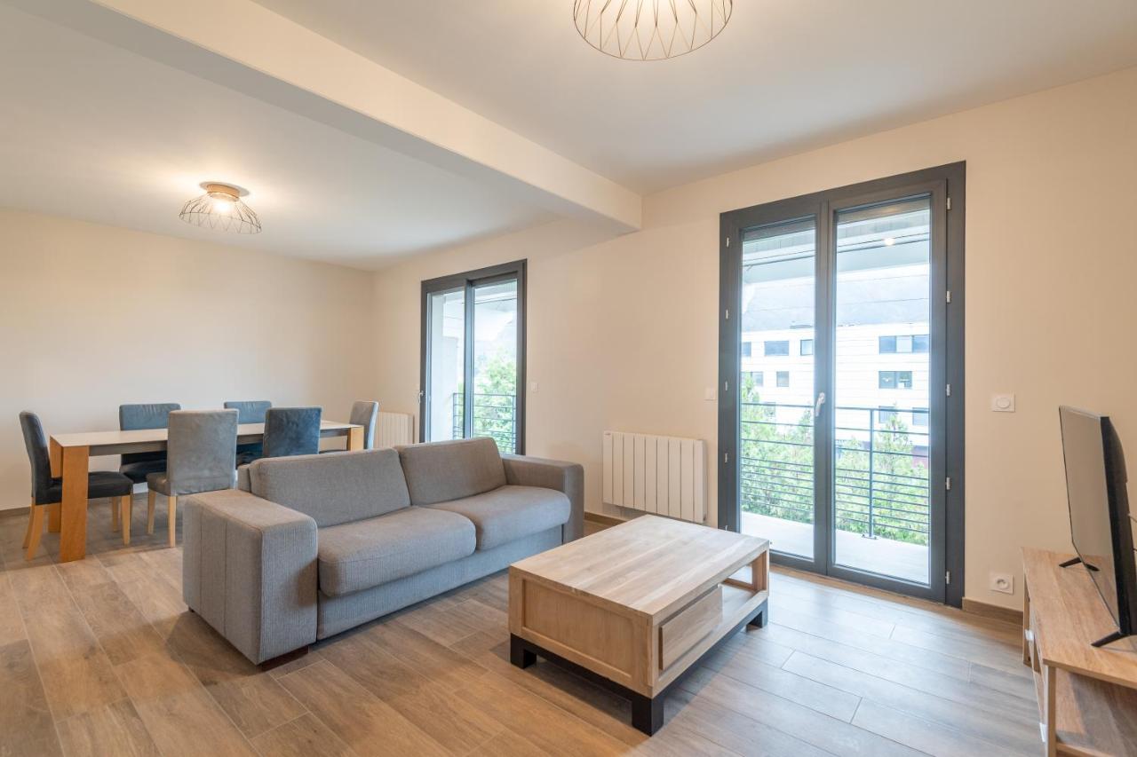 Appartement De Standing 阿尔贝维尔 外观 照片