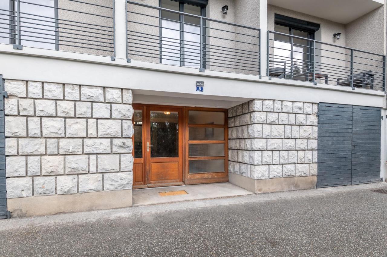 Appartement De Standing 阿尔贝维尔 外观 照片